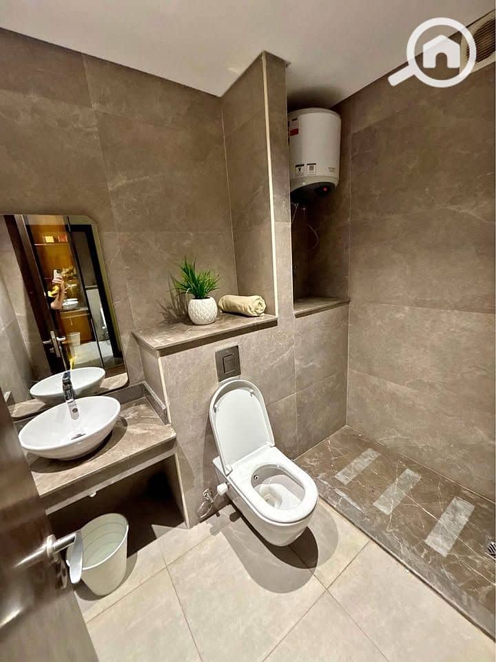 6 591737100_2101543673950406_1385932354696975364_n. jpg