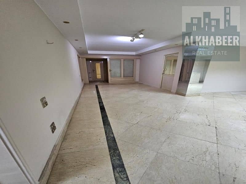 4 5cdfbee5-b29e-4209-9d3e-2409b34adbb5. jfif. jpg