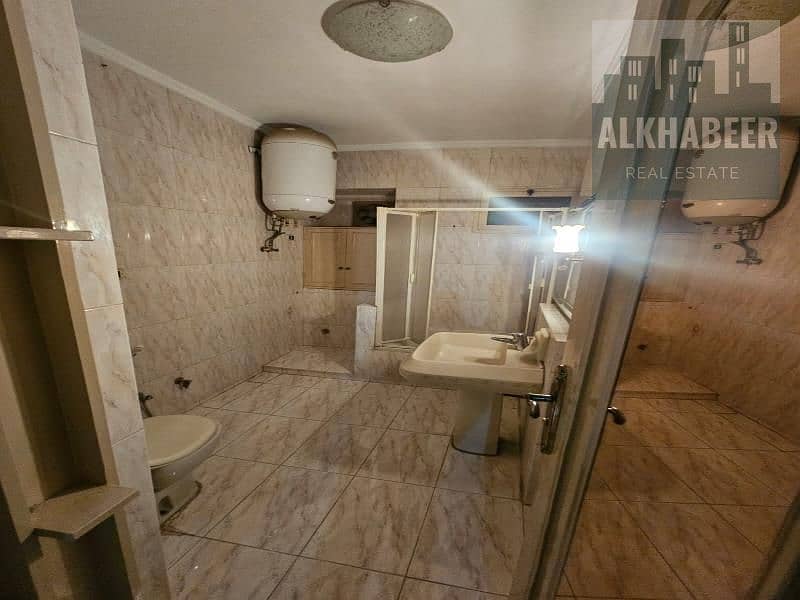 11 063b9dab-cb6f-4be0-8987-4d0ba9181505. jfif. jpg