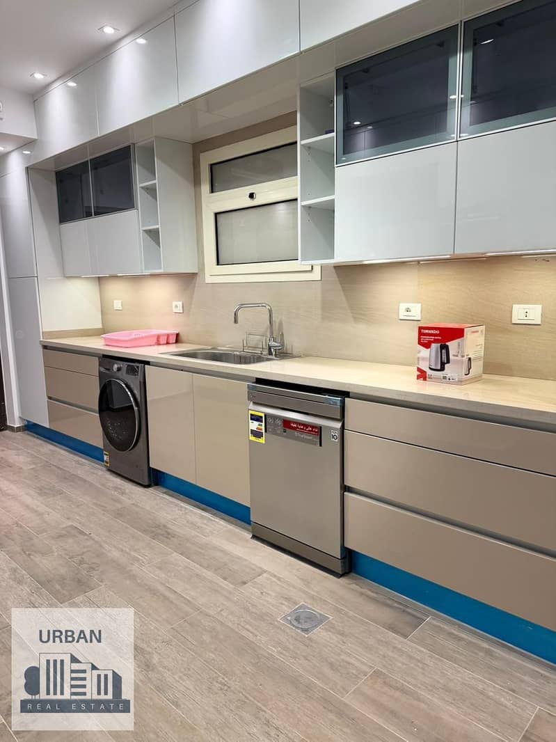 28 WhatsApp Image 2026-02-01 at 4.52. 03 PM. jpeg