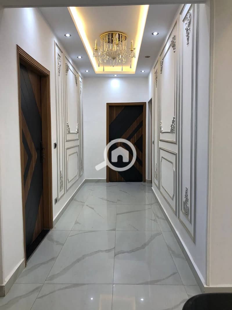 9 d614aa12-8900-41aa-b4ee-2dc4c15115b4. jpeg