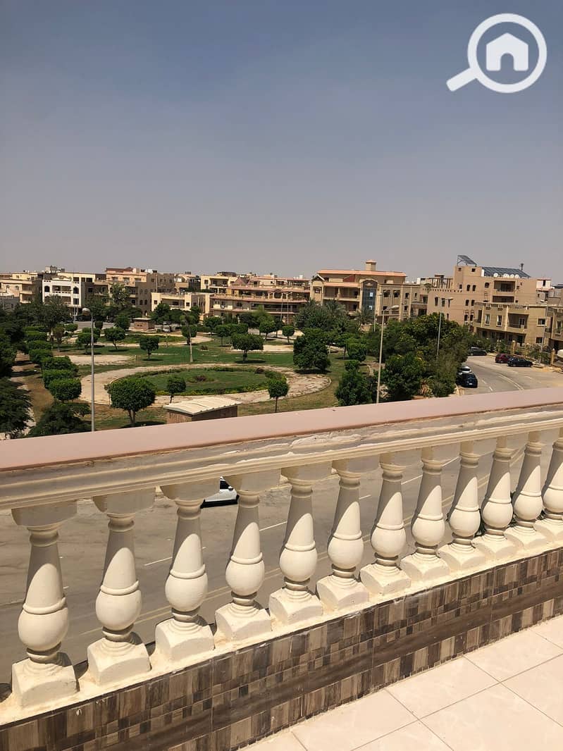 14 01f46ecd-901e-4821-bb2c-385b25a6dfbe. jpeg