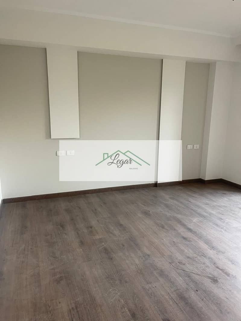 5 de060f14-58e6-4fd8-a499-925db8826a84. jpg