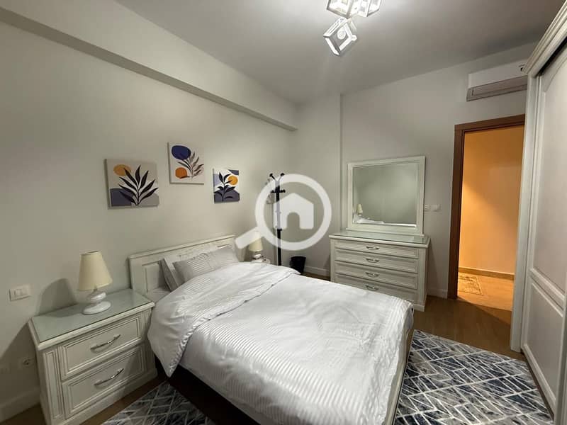 11 9b6535a1-2d0d-4723-a375-54d8096fc38d. jpg