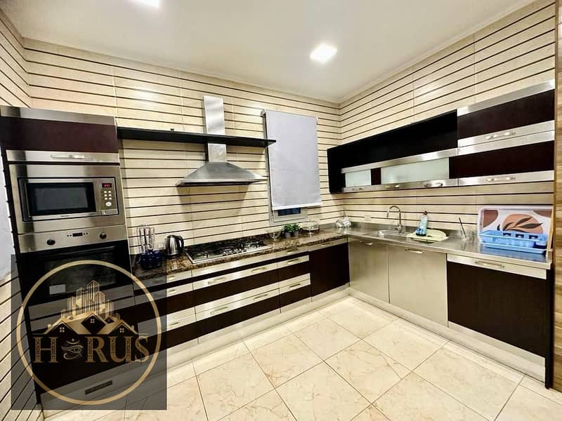 12 f8f23fd6-f707-47eb-ab14-daad20e8c48b. jpg