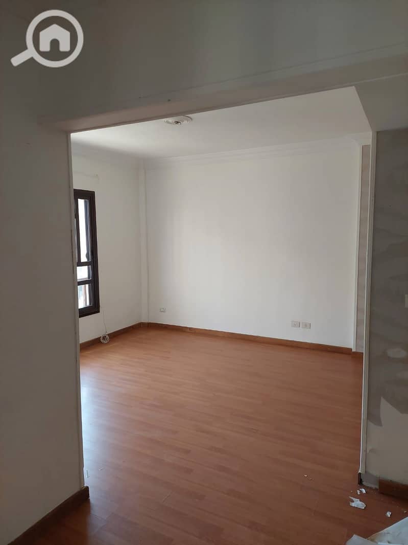 3 8abc7886-4c8b-464c-9a93-85817c2f9d8a. jpg