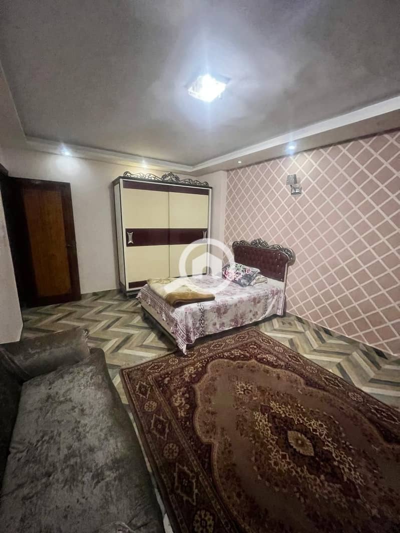 16 e4f67819-30fa-4e69-8c56-9bdcb17041e9. jpg