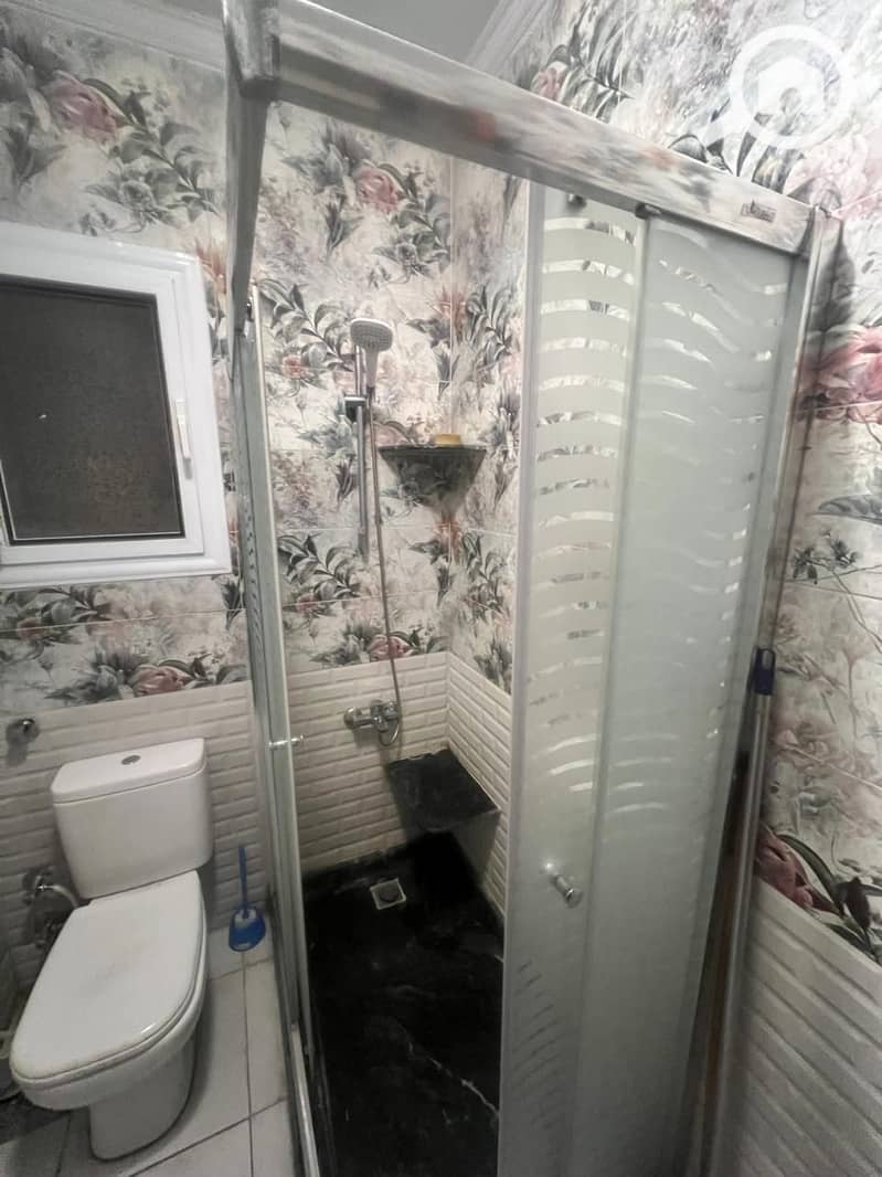 17 fc563635-9edb-4ee3-93ad-e15f950a1d80. jpg