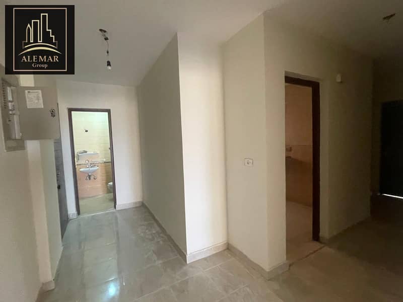 9 1487a7c1-a06d-4aa9-85ae-24b5de64c508. jpg