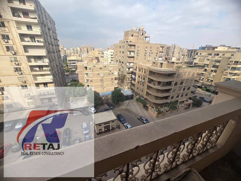 7 429467d7-9e6d-422e-b21b-7976d04f2ac0. jpg