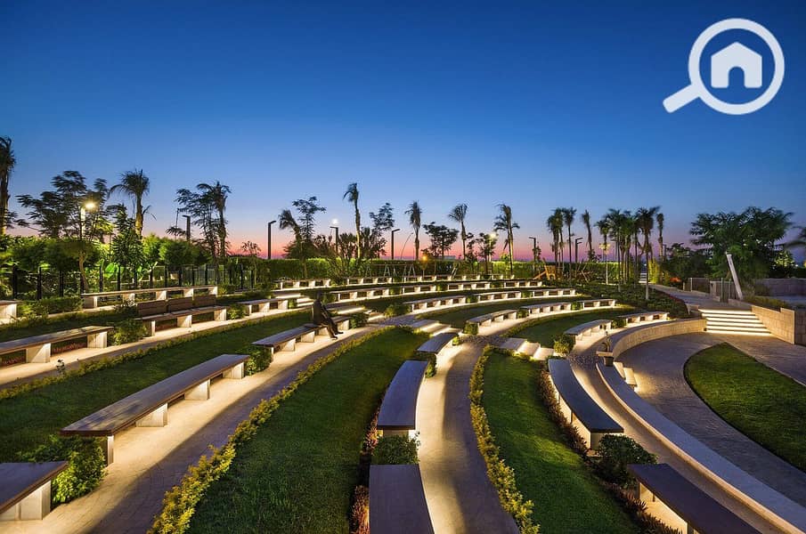 4 the-woc-amphitheater. jpg