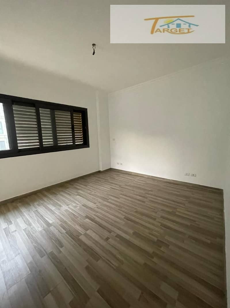 9 751c83d0-6d81-496b-8e54-f1b37c2b9137. jpg