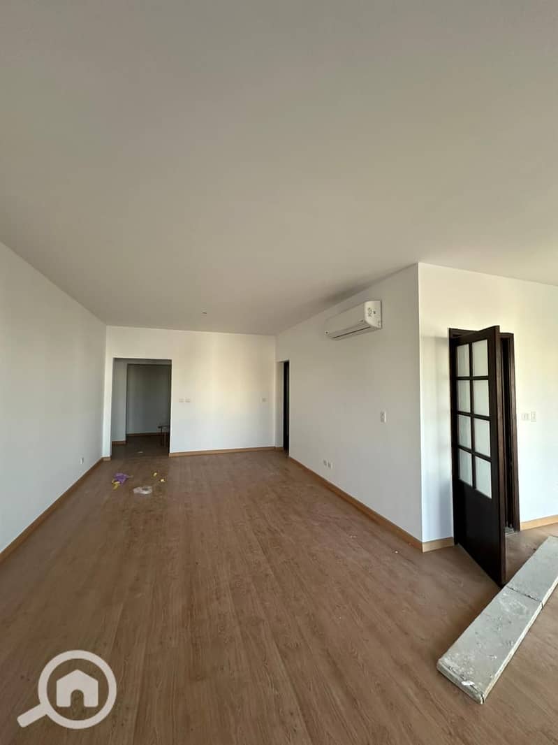 3 9ca7c3d6-a60e-4cf3-9e62-71368cebc7ae. jpg