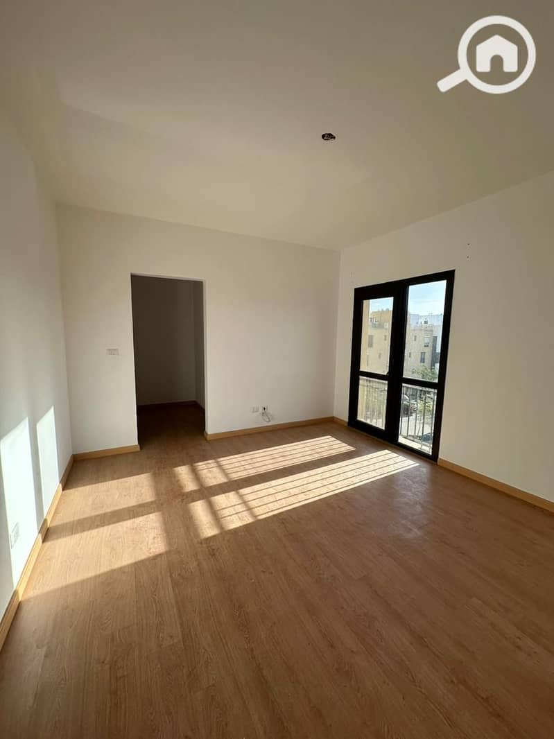 13 fc18619e-9f8f-40db-9936-9f330b64ee6e. jpg