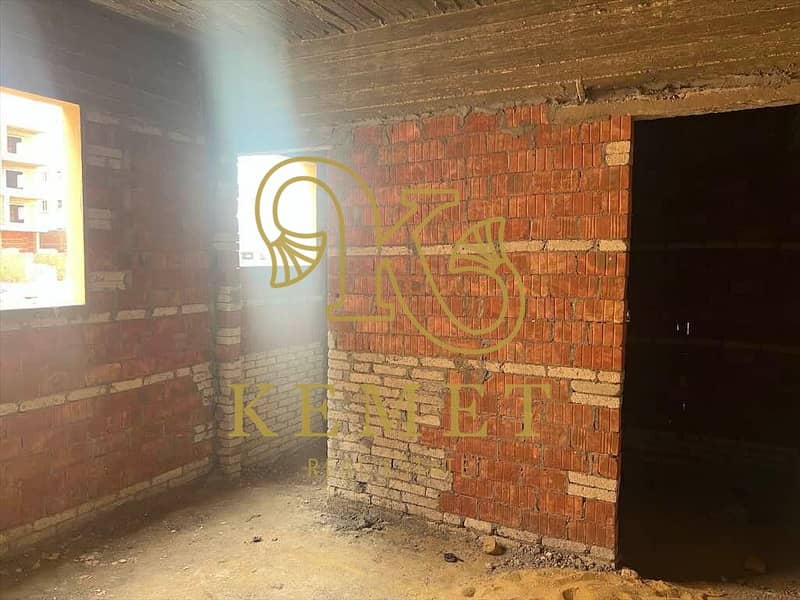 9 WhatsApp Image 2026-02-01 at 4.11. 40 PMy. jpeg