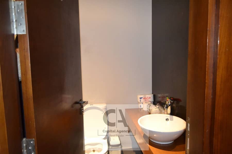 9 69b6f326-7563-4802-b5f6-f52b0cebb96b. jpg