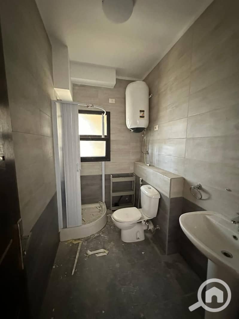 5 9978c2f1-a364-477b-9803-4dcd24f85c6c. jpg