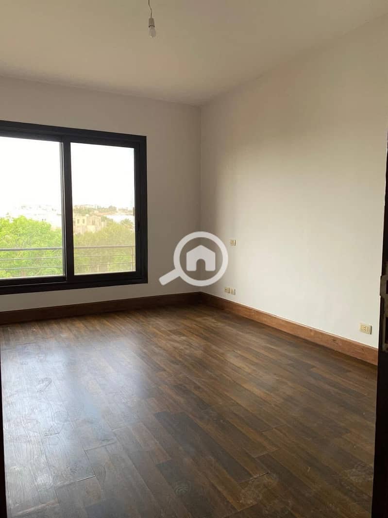 6 3c5cfb96-e751-4ac7-8503-3981f8ca4471. jpg