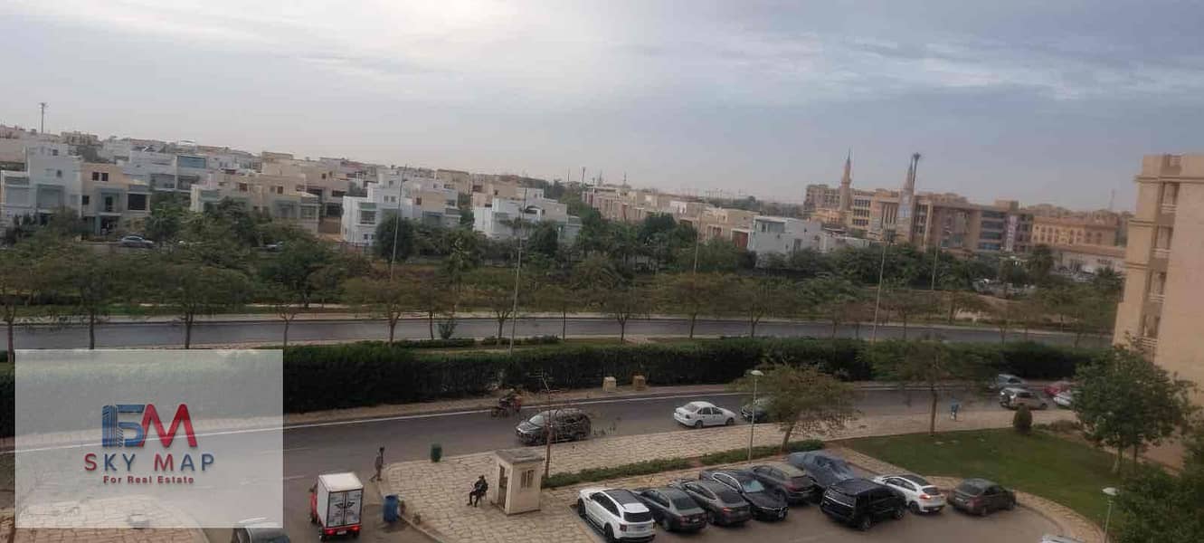 10 f202f52a-8a01-44bc-b2eb-d57221ff3fcf. jpg