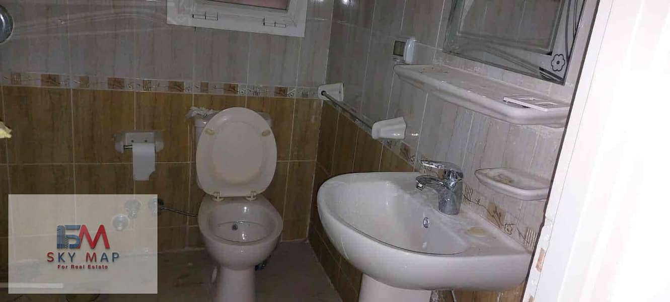 10 158b7d2d-338f-44ae-9e28-6d442beac7f5. jpg