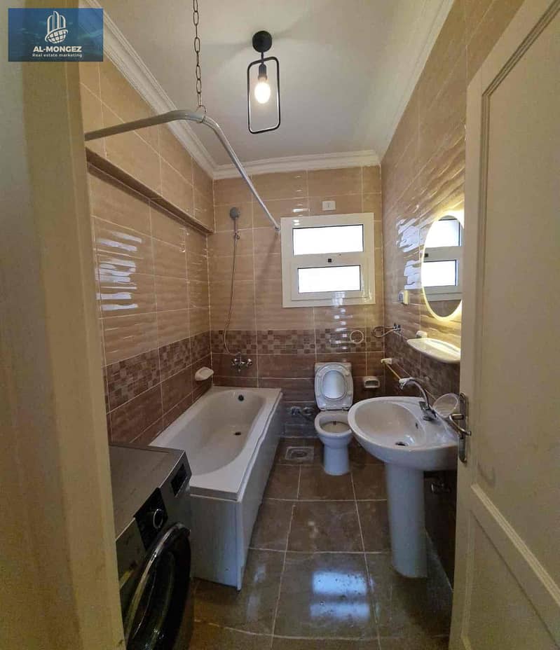 12 1c43cd87-57d2-4509-989c-8c564e377852. jpg