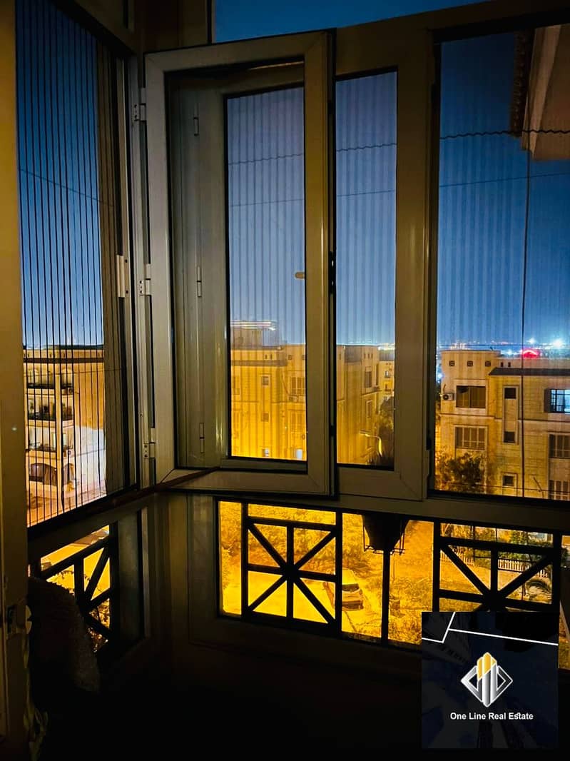 5 6622cbf0-59a5-43c7-9f45-2dea0270122d. jpeg