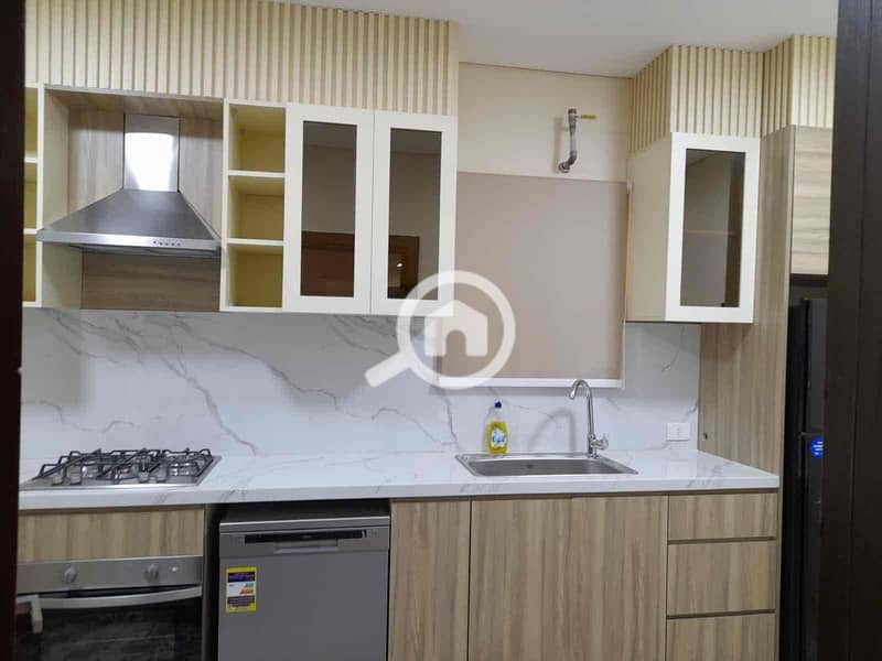 13 1f104aab-3fca-4619-81b7-c0c9467fef74. jpg