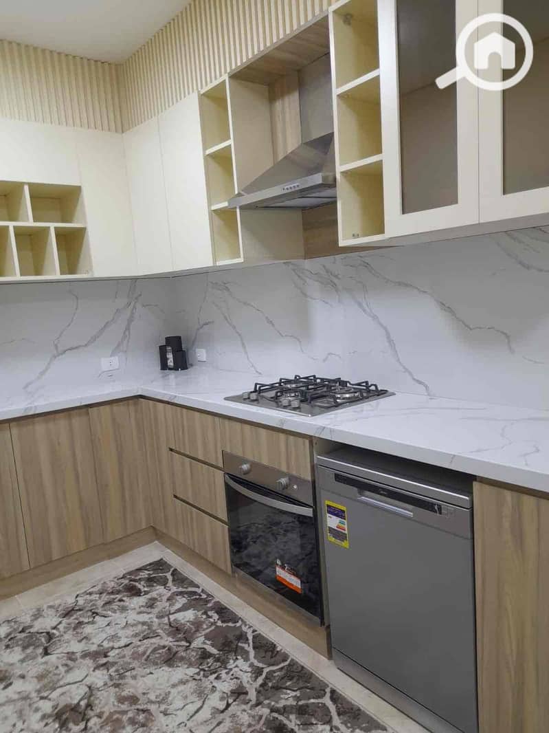 14 6758c1d9-d197-45b0-857b-2480096dabb8. jpg