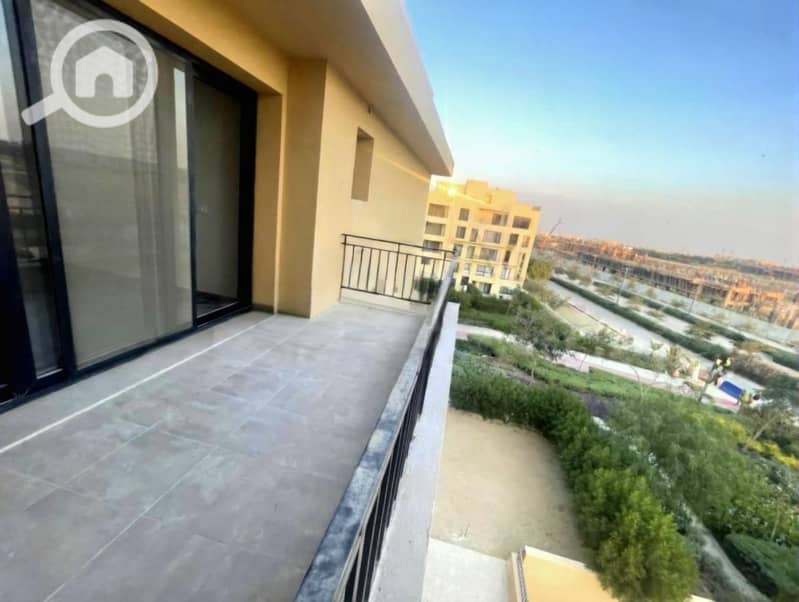 2 4ff987ea-4f1a-41a5-933e-5c8ec20a473f. png