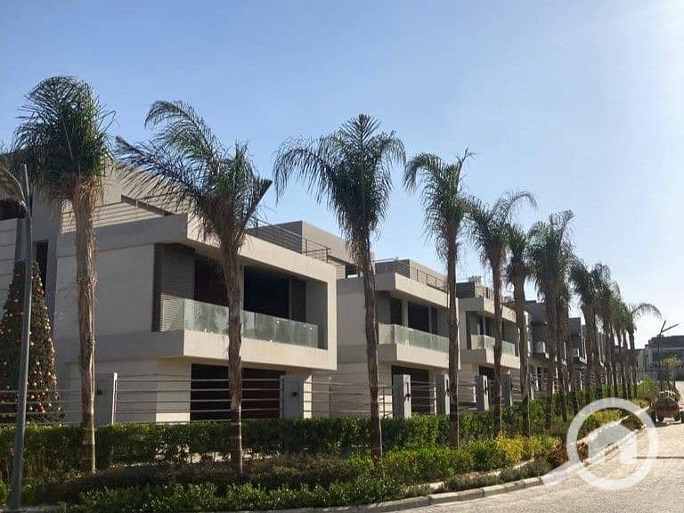 11 photo_5834804954311363430_y. jpg