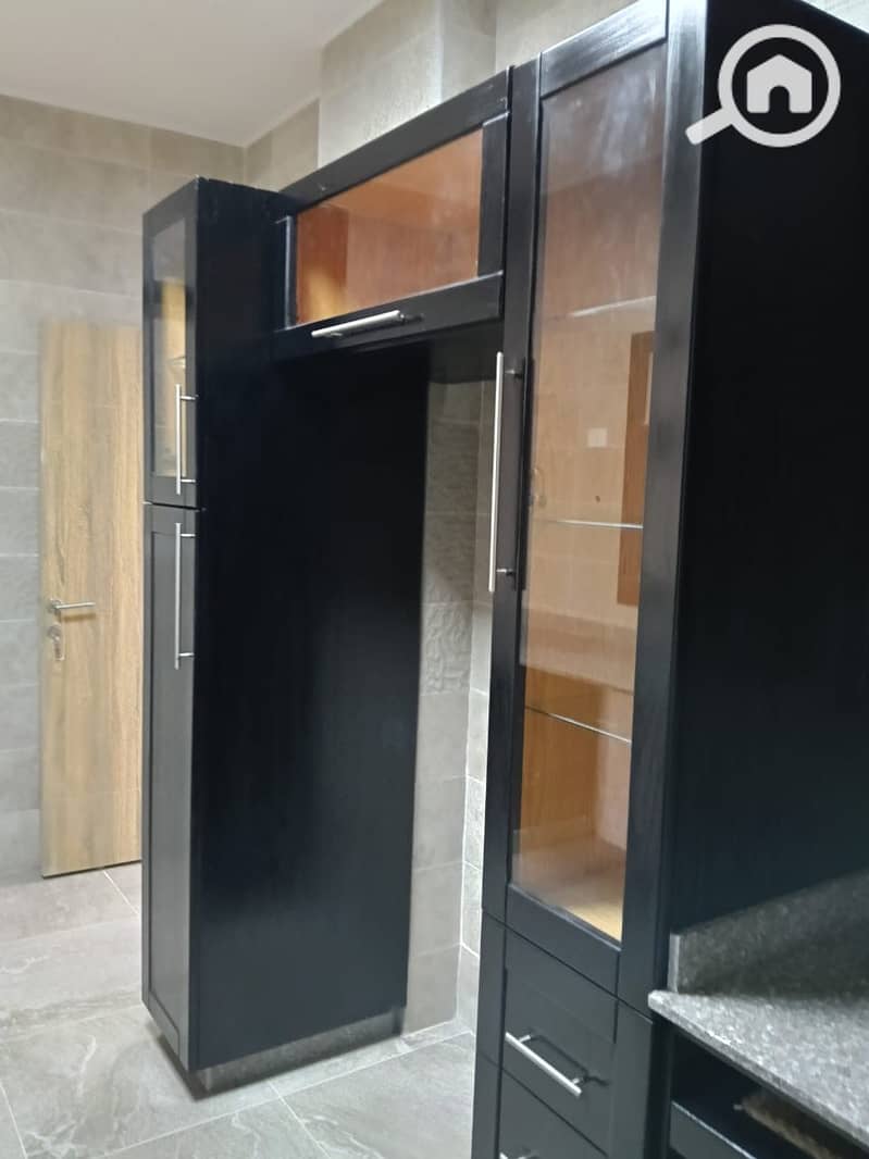 7 7c41cc93-ebb1-42c5-a0fe-83621a50c65d. jpeg