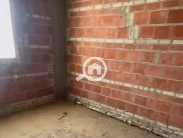 9 photo_5843583253284064071_y. jpg