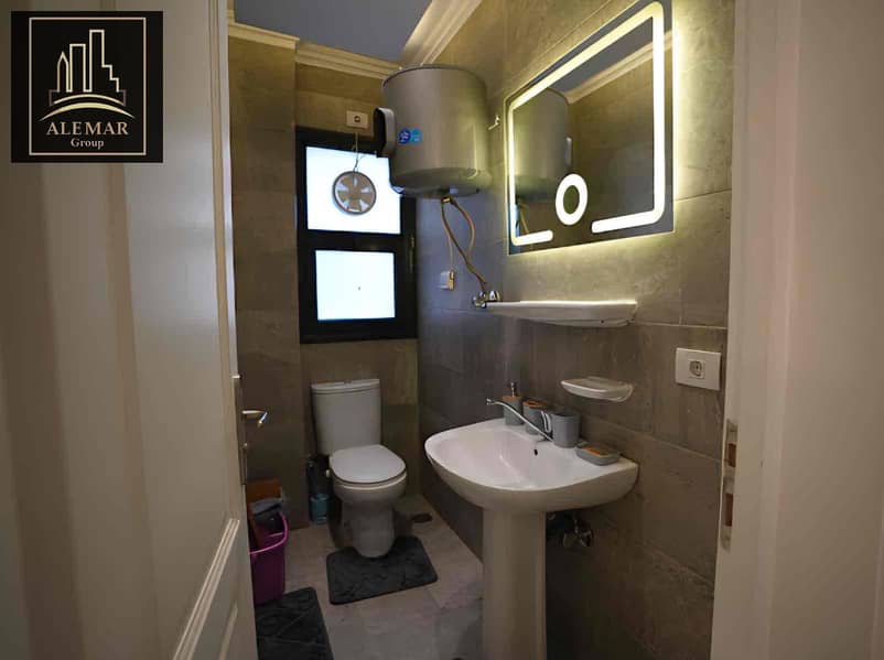 8 535cff9b-16e4-4ba1-8c7c-5119156a0f23. jpg