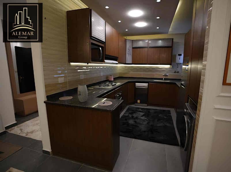 9 8d181d14-d405-48be-8be7-9381de18c909. jpg