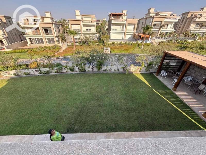 2 f65a2b04-20af-412f-bb6b-cdb35042360d. jpg