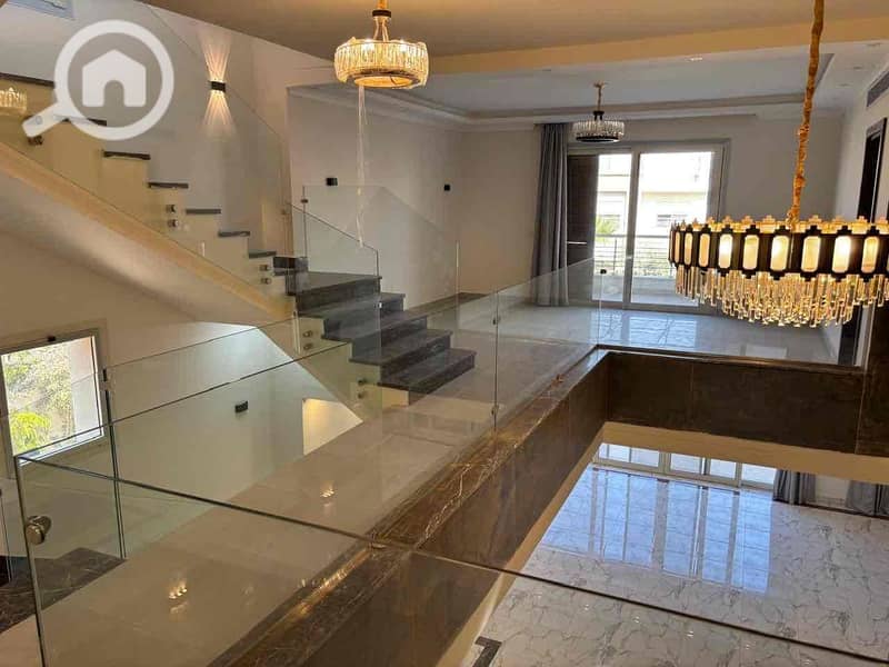 6 25676325-cd83-4559-9894-3f98c54bd23a. jpg