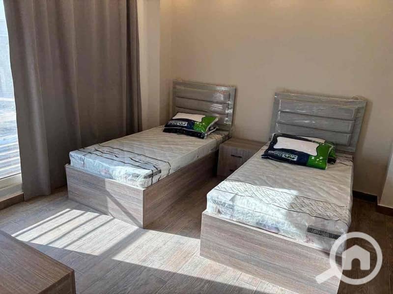 15 1b686782-645e-4d2d-b12d-7d68a7d2a3f6. jpg