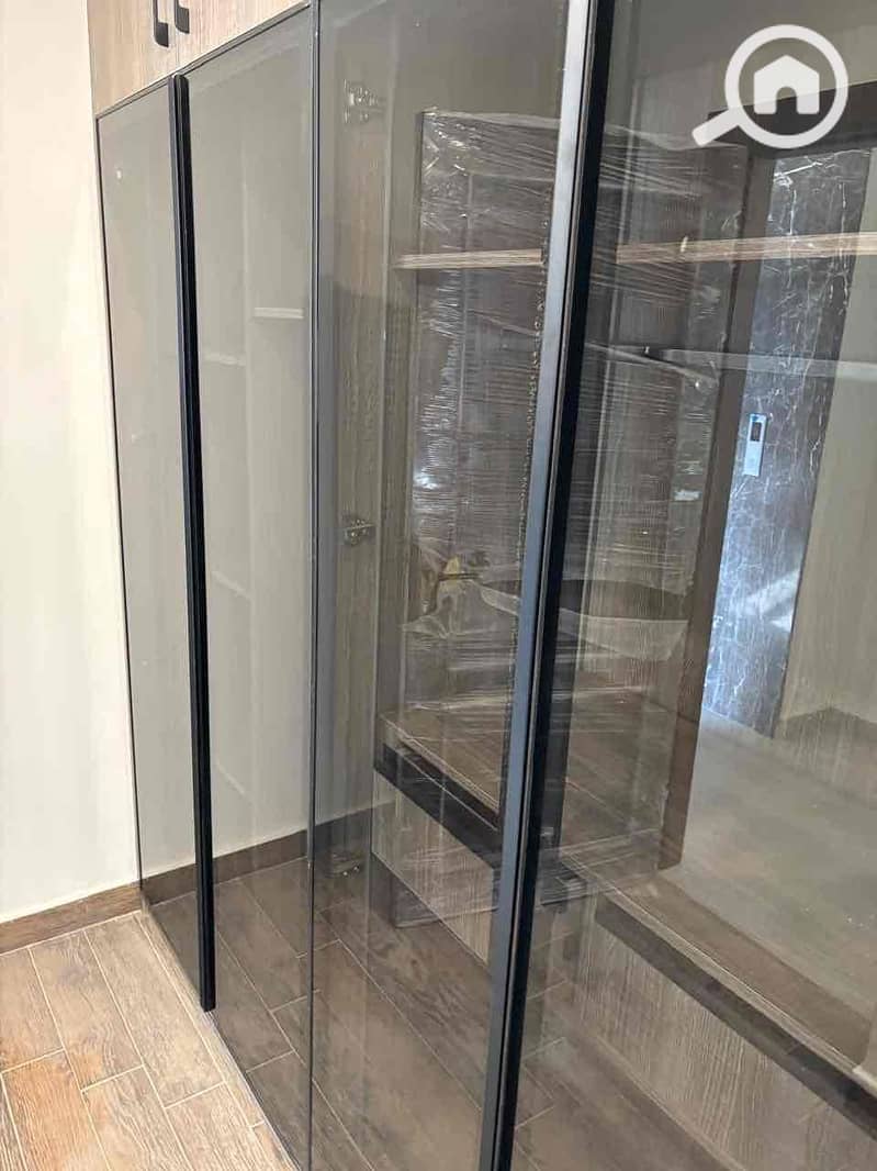 16 1d2fda4f-7dab-47a0-a88d-3c555752a35f. jpg