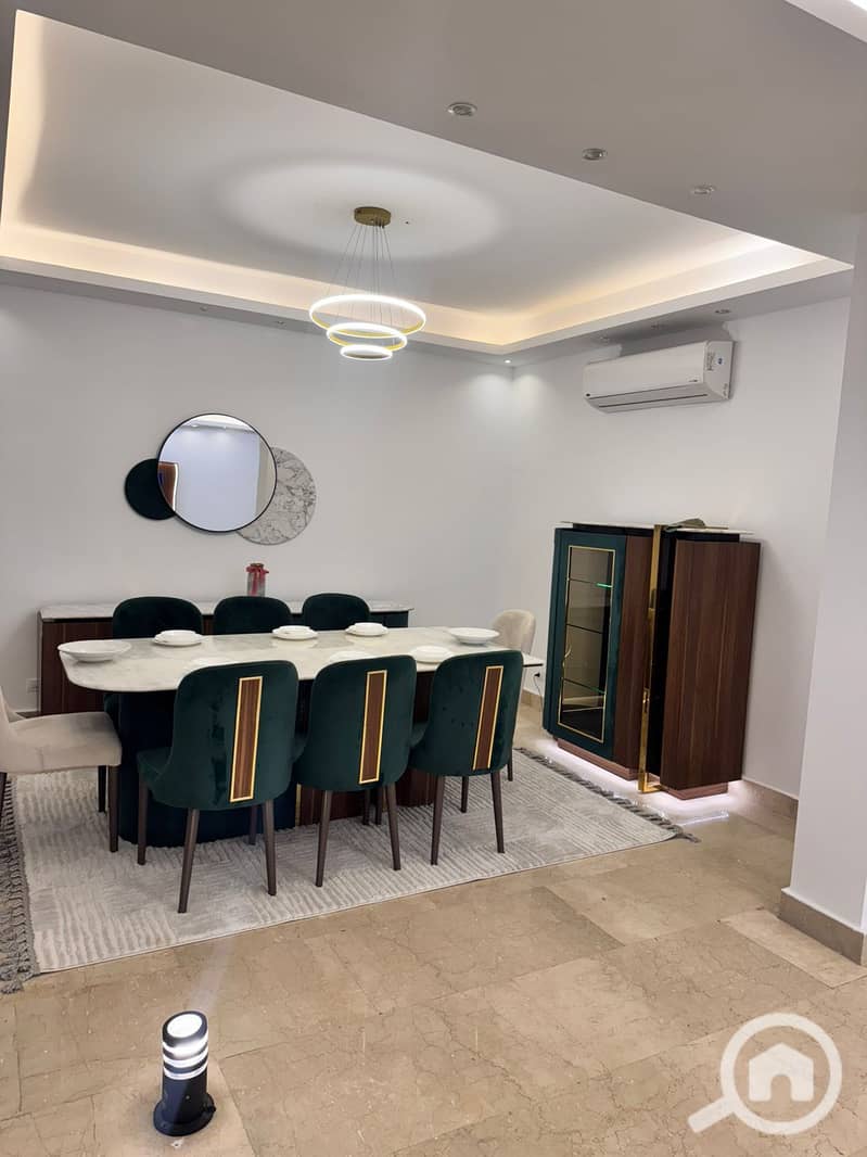 4 WhatsApp Image 2025-12-18 at w. jpeg