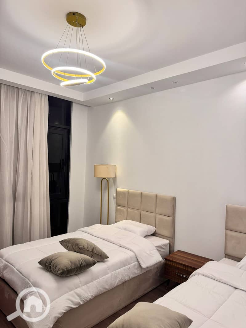 7 WhatsApp Image 2025-12-18 at 15.56. 29e. jpeg