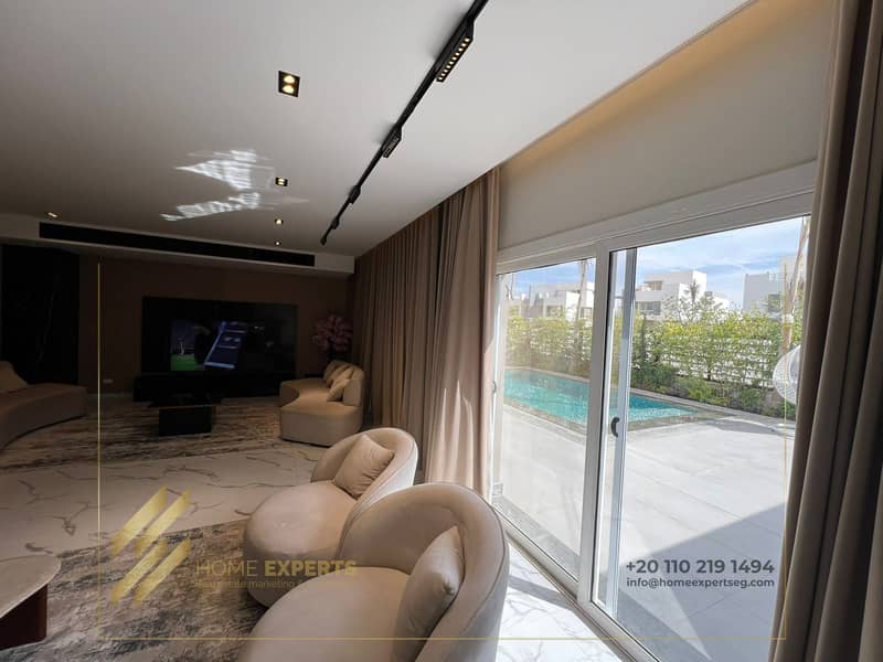 12 81ec1c41-a3c1-49e1-9470-bb2b3ee7631b. jpg