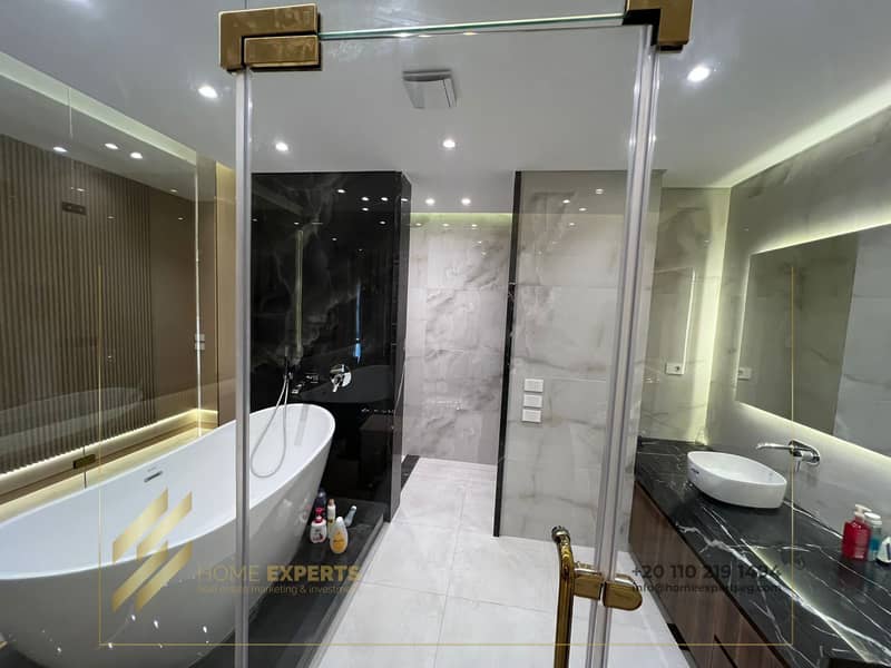 20 36f62b01-aeb9-4642-a8c3-ee91934a92c8. jpg