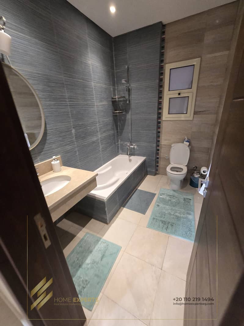 14 496ce5ae-18d2-4ffe-9f66-8c3f8e71c6e9. jpg