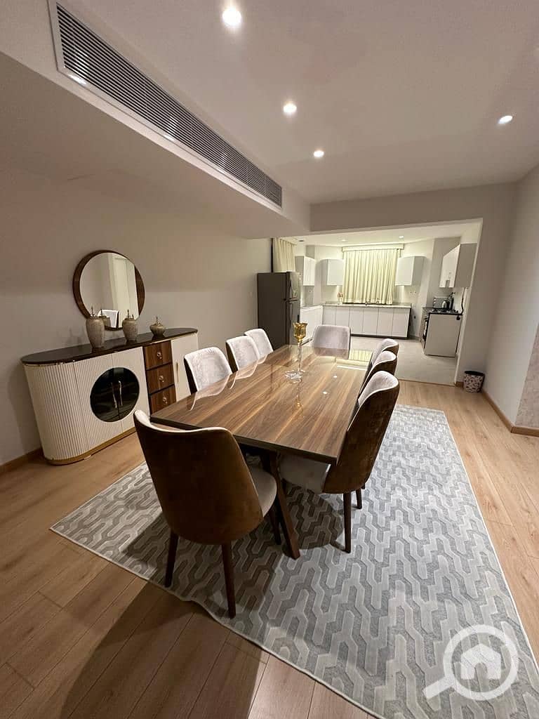 8 WhatsApp Image 2025-08-20 at 13.49. 02_fa108b7f. jpg