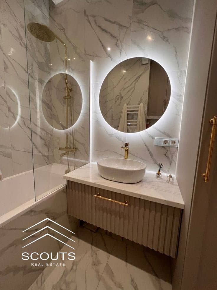 10 96b169e4-b2b9-43c4-9624-81dcc5a552da. jpg