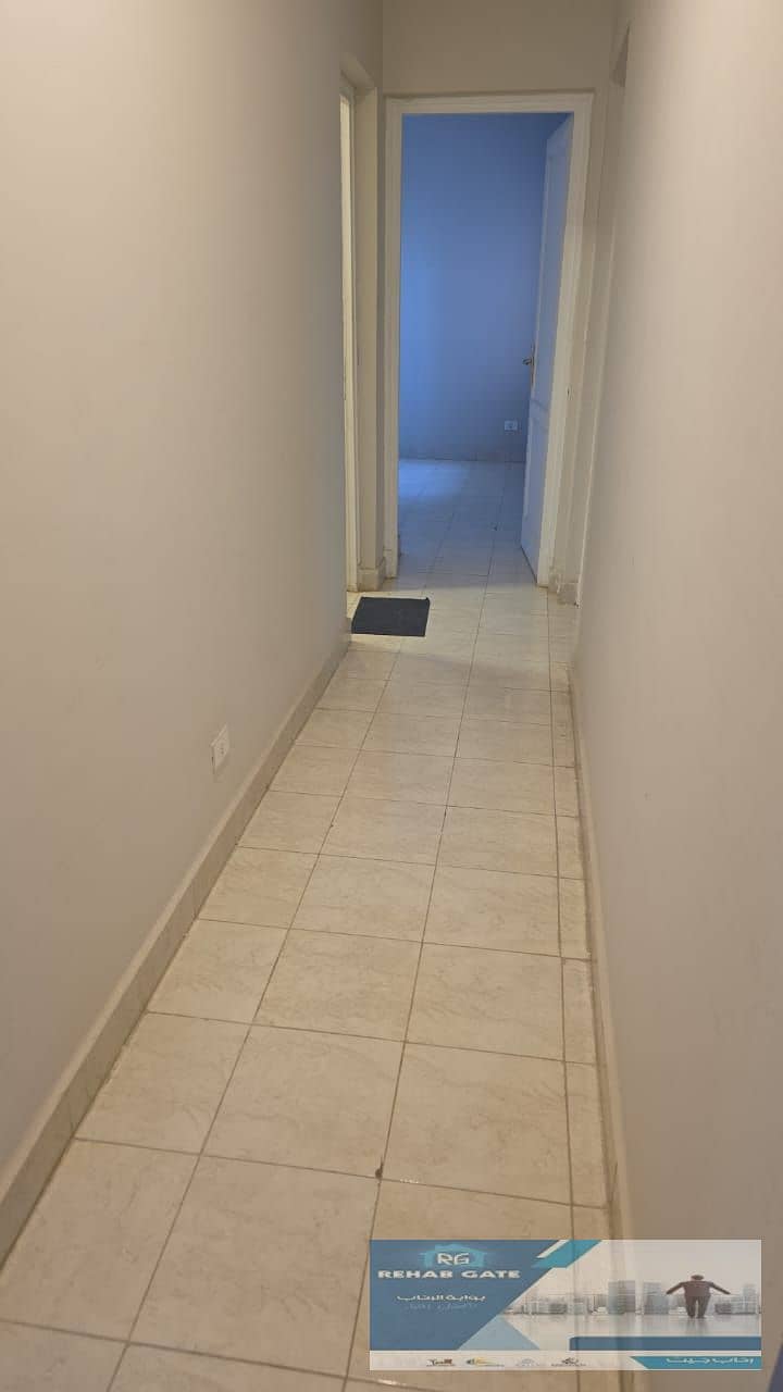 4 7868a2b7-faef-4155-b627-63dd5c8c7413. jpg