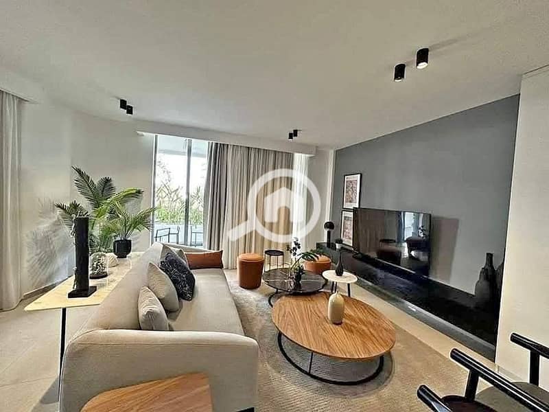 8 597578576_1624817561847395_500225049077738033_n. jpg