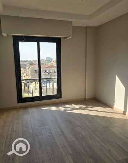 7 DbiBkZDNJy4IYK7PDnKeHo0oNJ2XQnTb44iQUPOI_edit_189817259130558. jpg