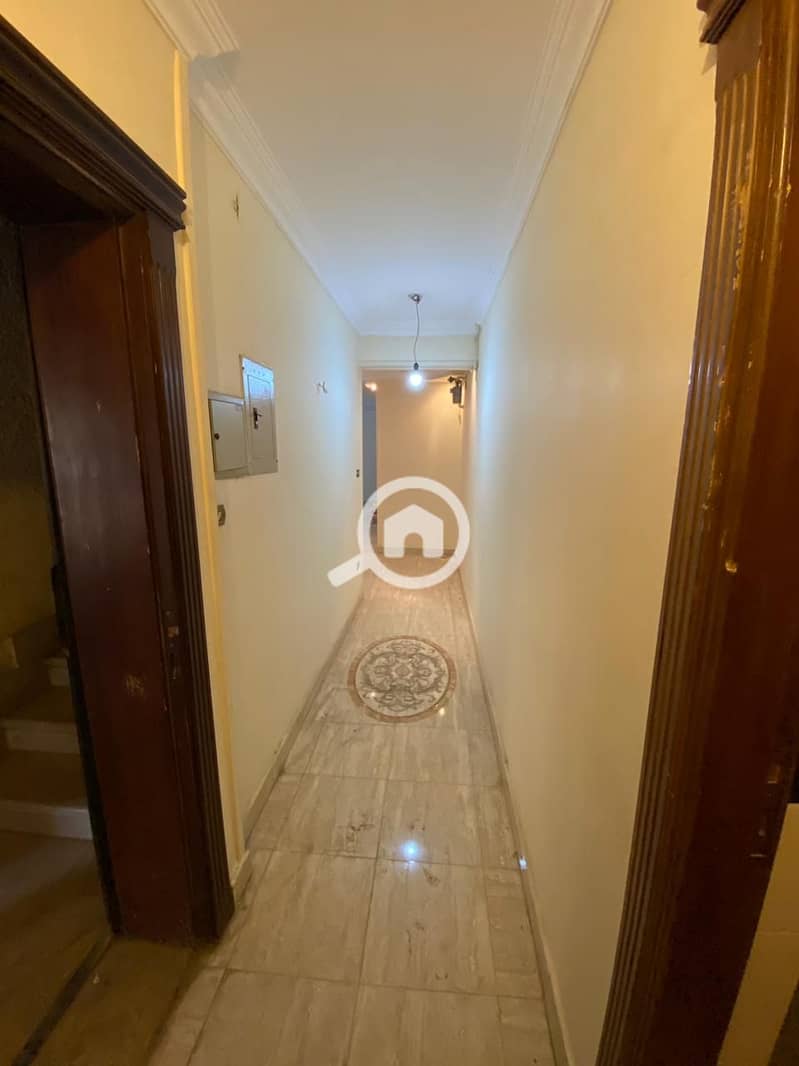 7 90c3ada8-6aed-44bc-a377-6cbf249dfd2e. jpeg