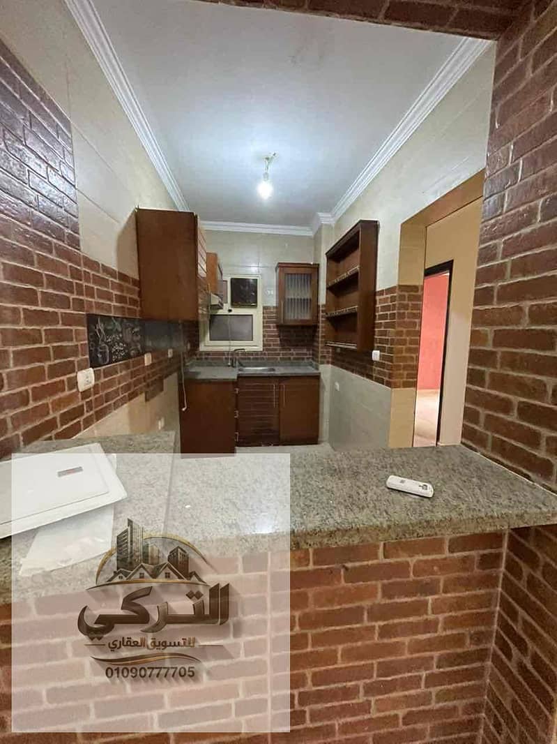 2 546053f7-db7b-46b8-afe5-8f35fee965cc. jpg